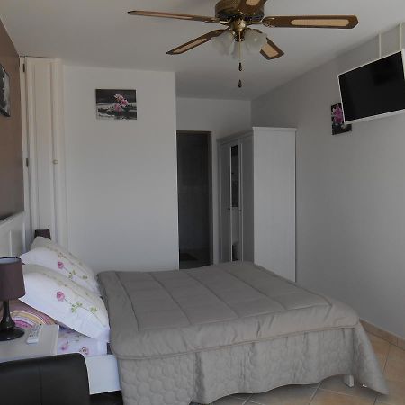 La Cozy Bed & Breakfast Cozes Exterior foto